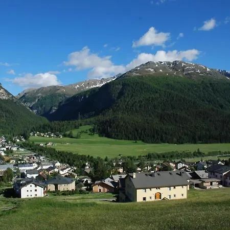 Arnica 5 Apartment La Punt-Chamues-ch